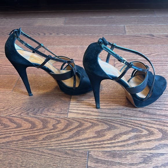 Gucci Black Suede Criss Cross Strappy Platform Sandal Pumps - Picture 5 of 6
